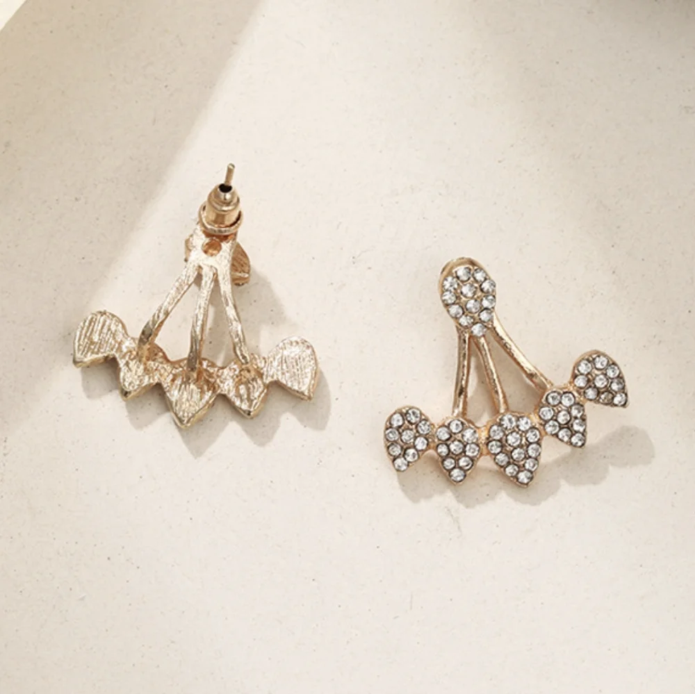 SOLD SOLD SOLD Vintage Gold Tone Rhinestone Hanger Earrings - Picture 9 of 11